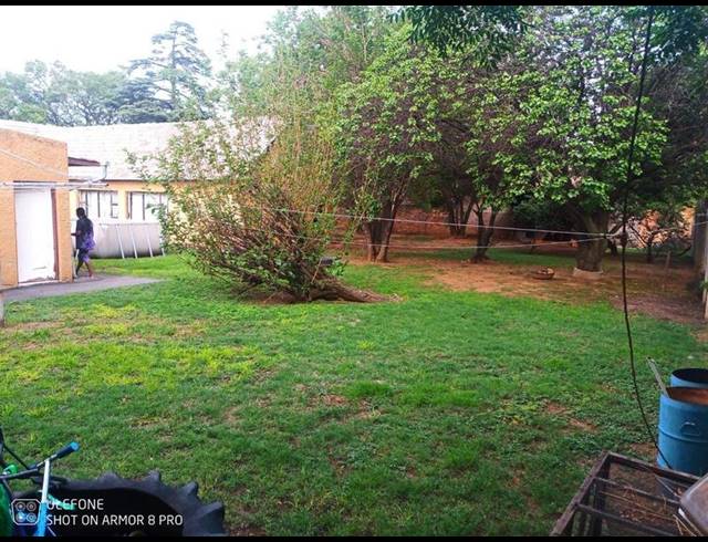 5 BEDROOM HOUSE FOR SALE IN LAMBTON